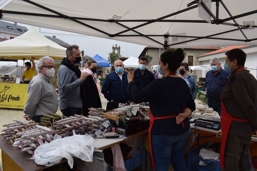 Feria productos agroalimentarios en Liencres