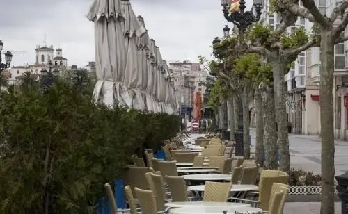 Terrazas de hosteler&iacute;a en Santander