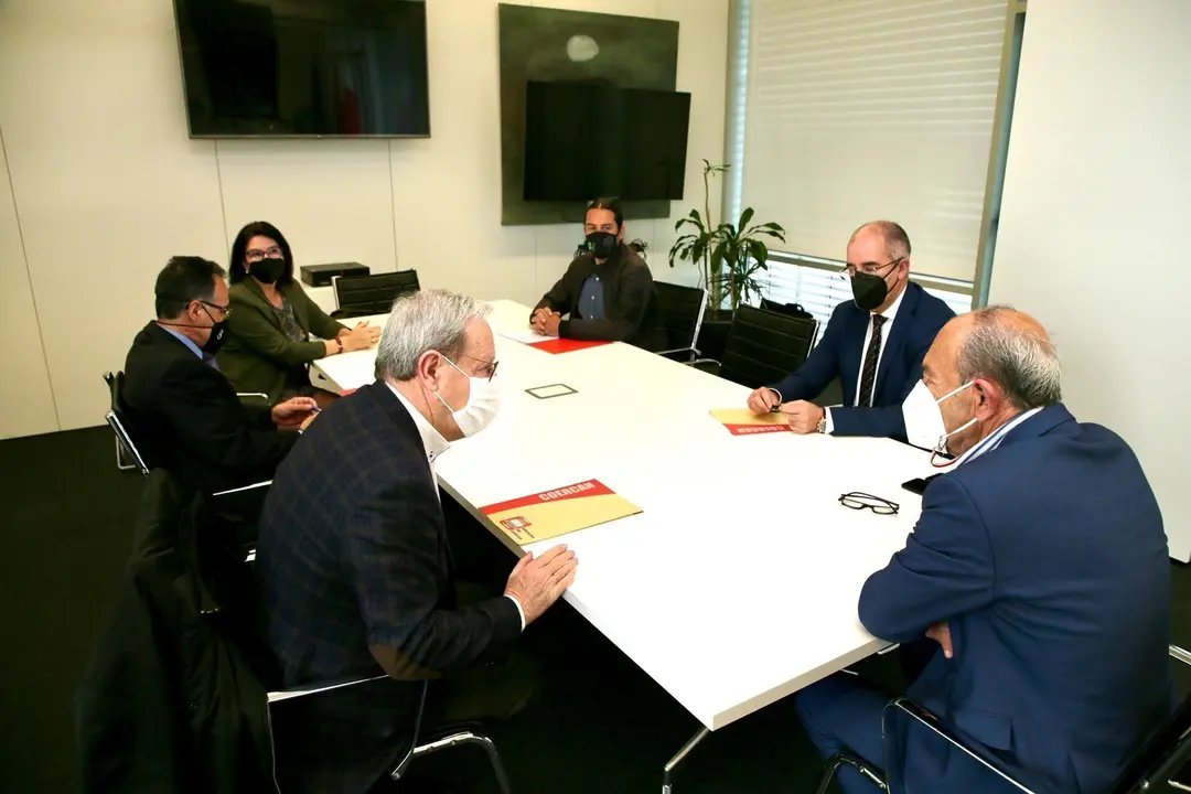 Reuni&oacute;n de responsables de Consejer&iacute;a de Industria y de COERCAN