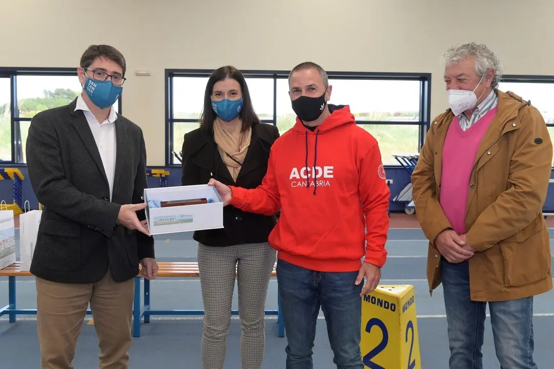 La alcaldesa de Santander felicita a atletas y deportistas con importantes logros en el Campeonato de Espa&ntilde;a