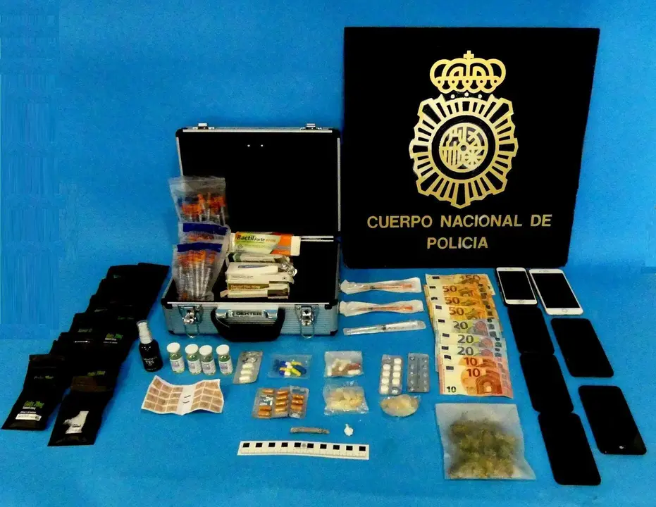 Efectos intervenidos en la operaci&oacute;n policial