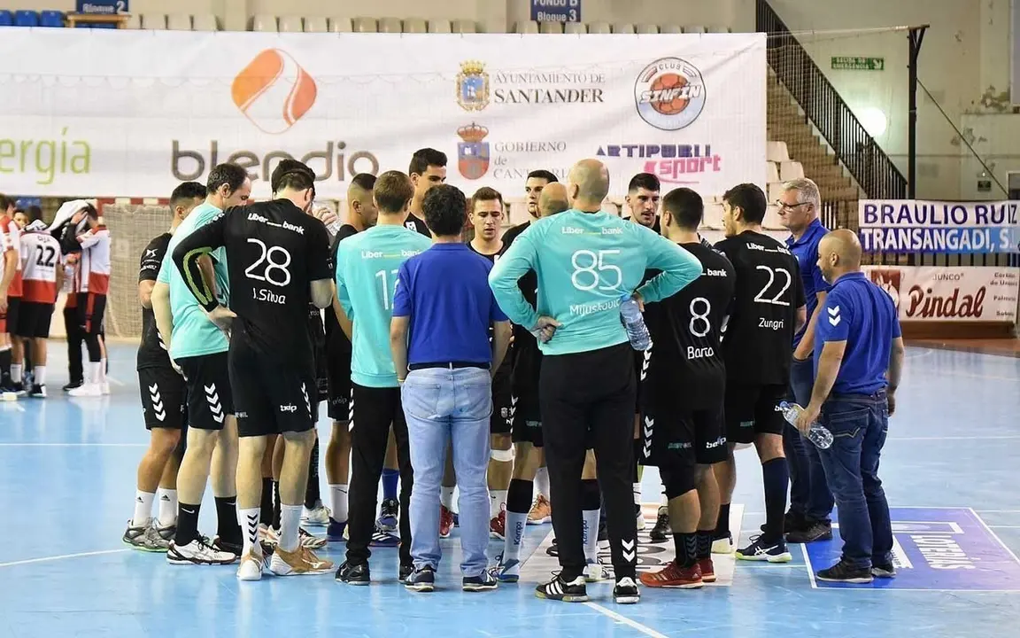 Archivo - Club Deportivo Sinf&iacute;n. Archivo