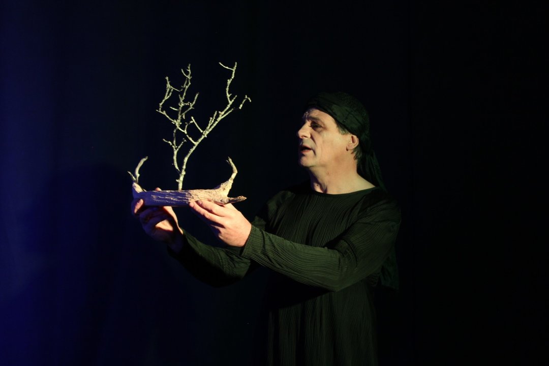 Escena de la obra teatral 'Medea Treno', de la compañía Alauda