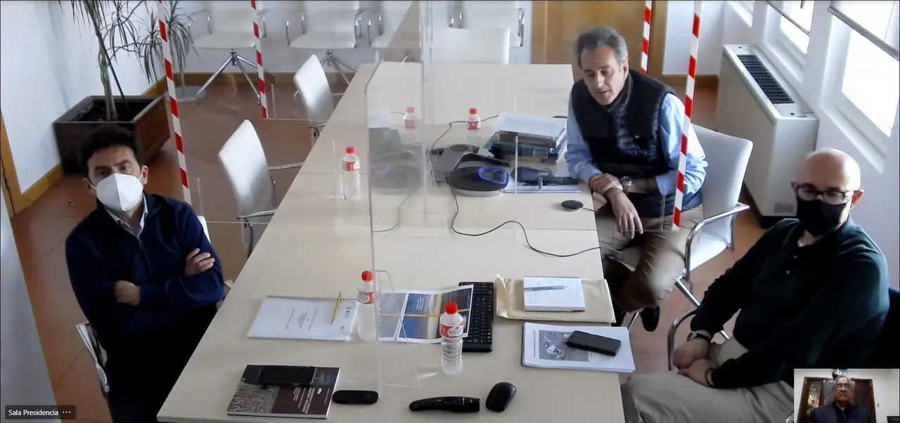 El director de la APS, Santiago D&iacute;az Fraile; el presidente de la APS, Francisco Mart&iacute;n, y el director de actividades corporativas, Jos&eacute; Ram&oacute;n Ru&iacute;z Manso.