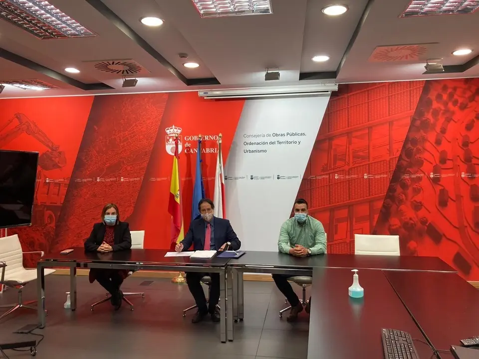 Reuni&oacute;n con el consejero de Obras P&uacute;blicas