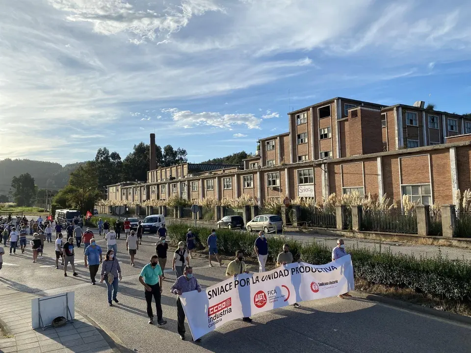 Archivo - Manifestaci&oacute;n de Sniace