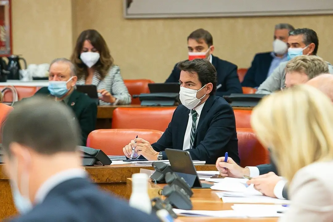 El portavoz de Econom&iacute;a del PSOE en el Congreso y diputado por Cantabria, Pedro Casares