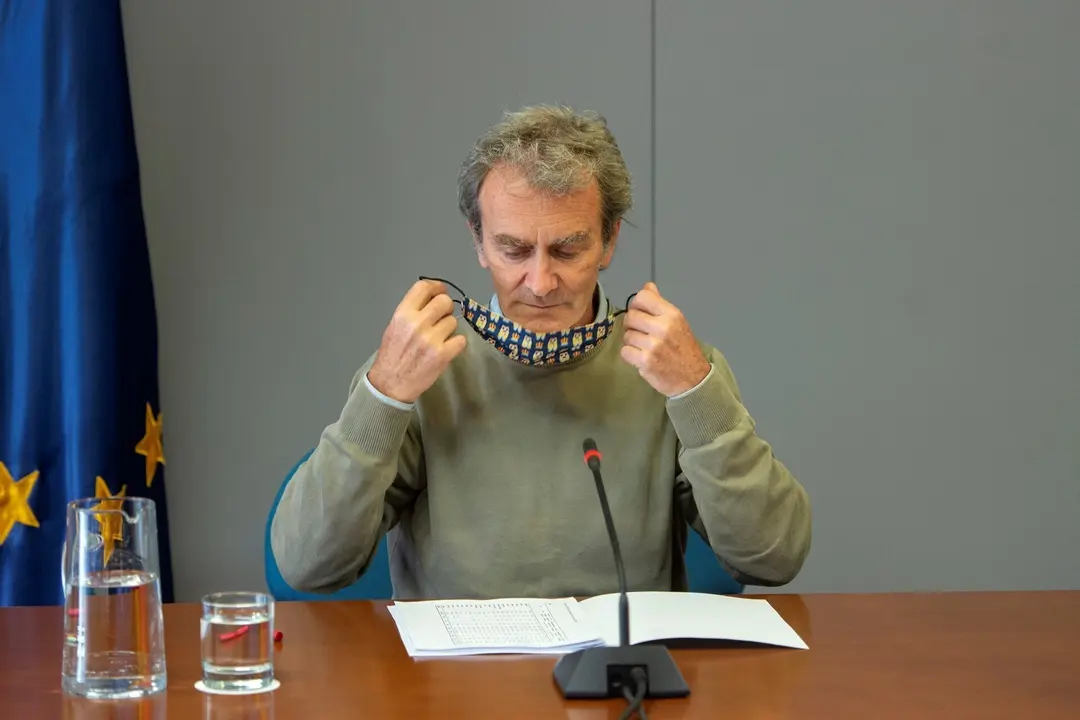 El director del Centro de Alertas y Emergencias Sanitarias (CAES), Fernando Sim&oacute;n a su llegada a una rueda de prensa para informar sobre el avance de la pandemia por COVID-19, a 6 de mayo de 2021, en Madrid (Espa&ntilde;a). 