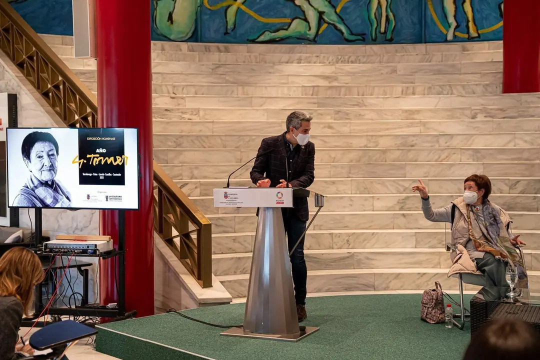 Archivo - El vicepresidente y consejero de Universidades, Igualdad, Cultura y Deporte, Pablo Zuloaga, presenta '2021. A&ntilde;o Cultural. Gloria Torner'. Archivo