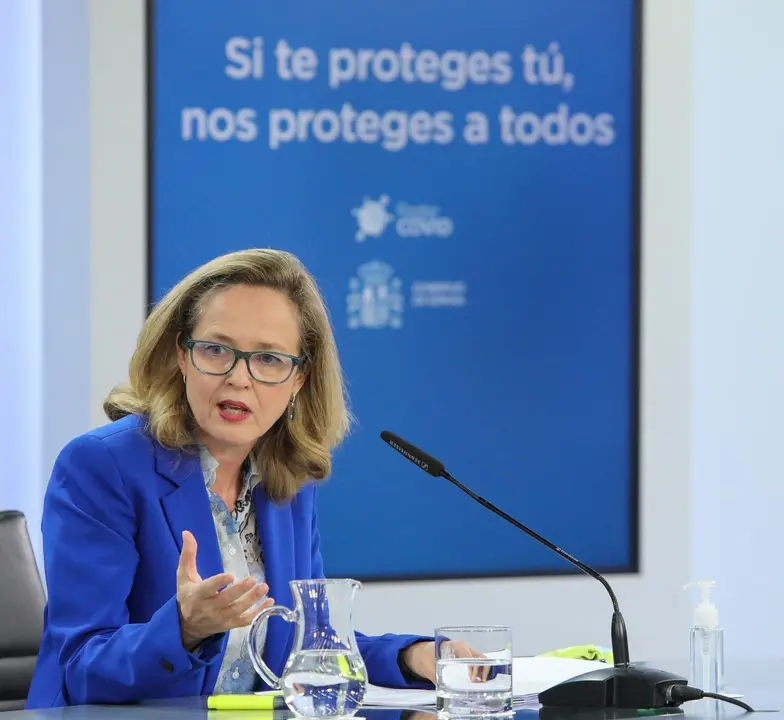 Archivo - La vicepresidenta tercera y ministra de Asuntos Econ&oacute;micos y Transformaci&oacute;n Digital, Nadia Calvi&ntilde;o