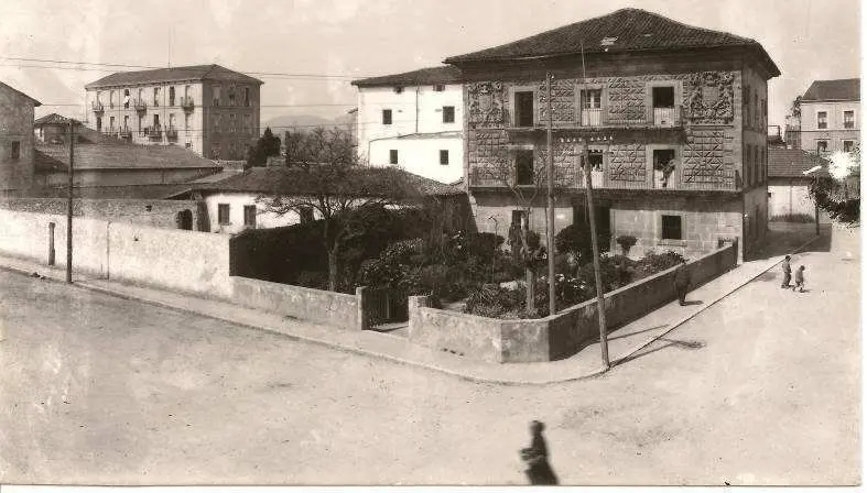 Archivo - Antiguo Hospital Militar de Santo&ntilde;a
