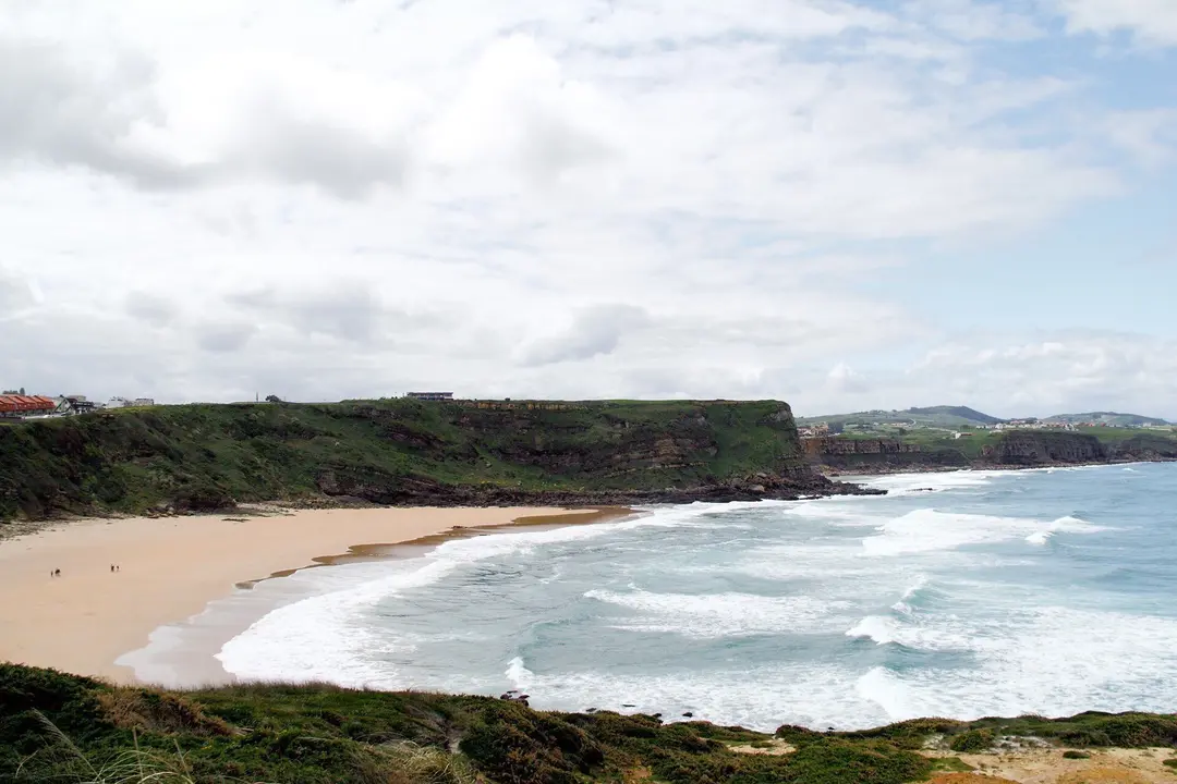 Archivo - Playa de Los Locos