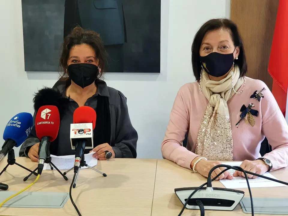 Esther V&eacute;lez y Ana Barca