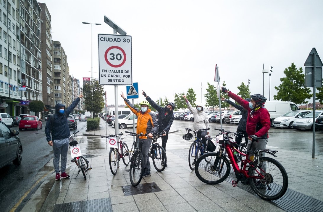 Bicienjambre en Santander para reivindicar los límites de velocidad