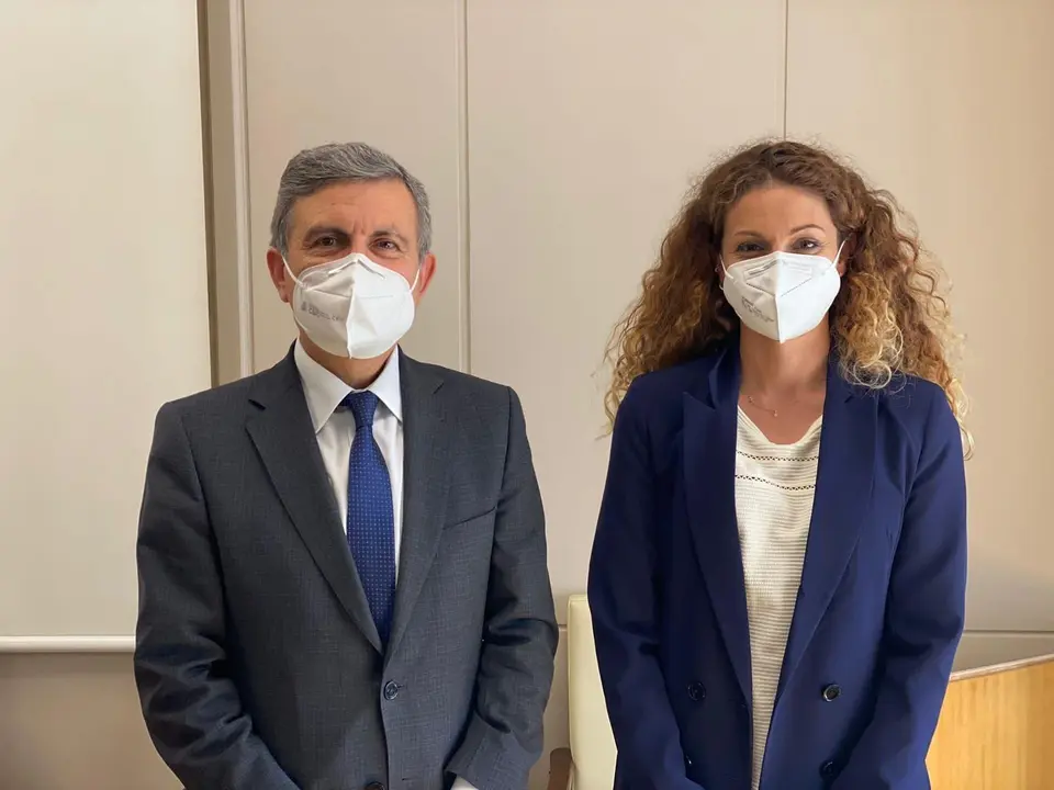 La delegada del Gobierno en Cantabria, Ainoa Qui&ntilde;ones, y el secretario de Estado de Transportes, Movilidad y Agenda Urbana, Pedro Saura