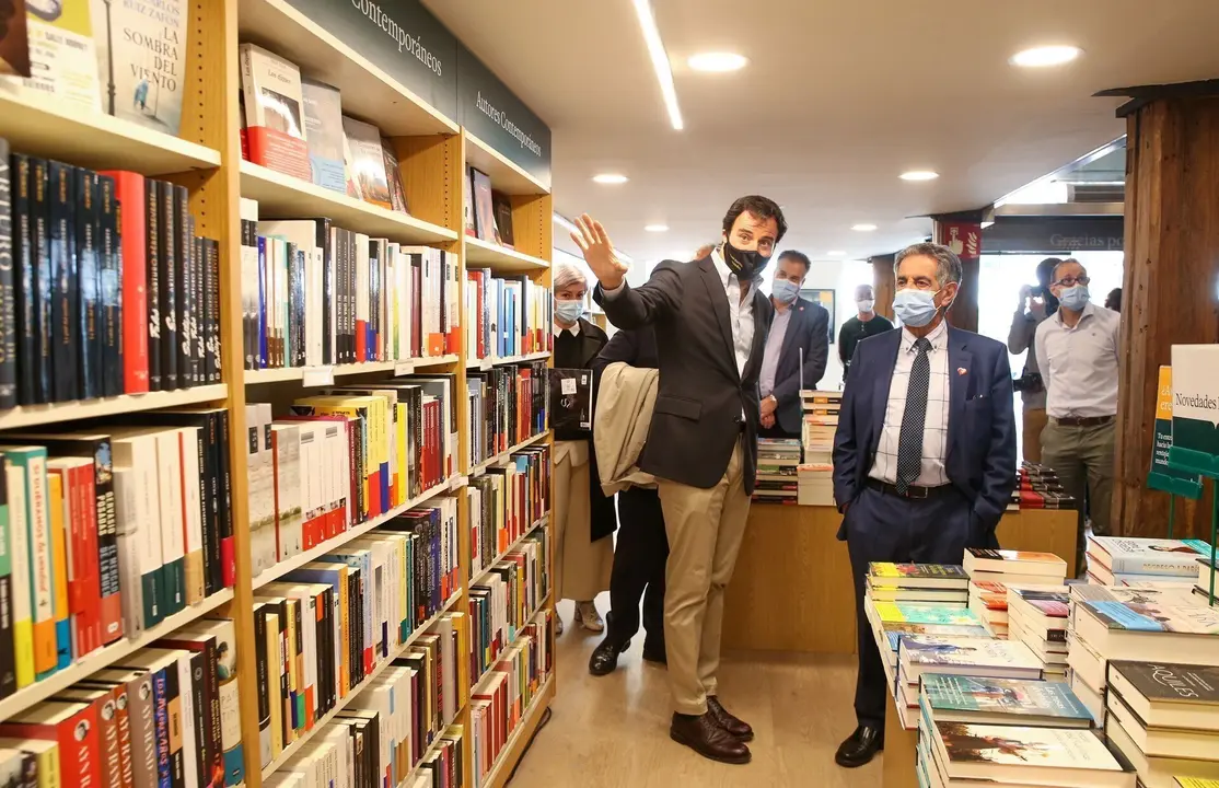 El presidente de Cantabria, Miguel &Aacute;ngel Revilla, asiste a la inauguraci&oacute;n de la Casa del Libro. 18 MAY 21