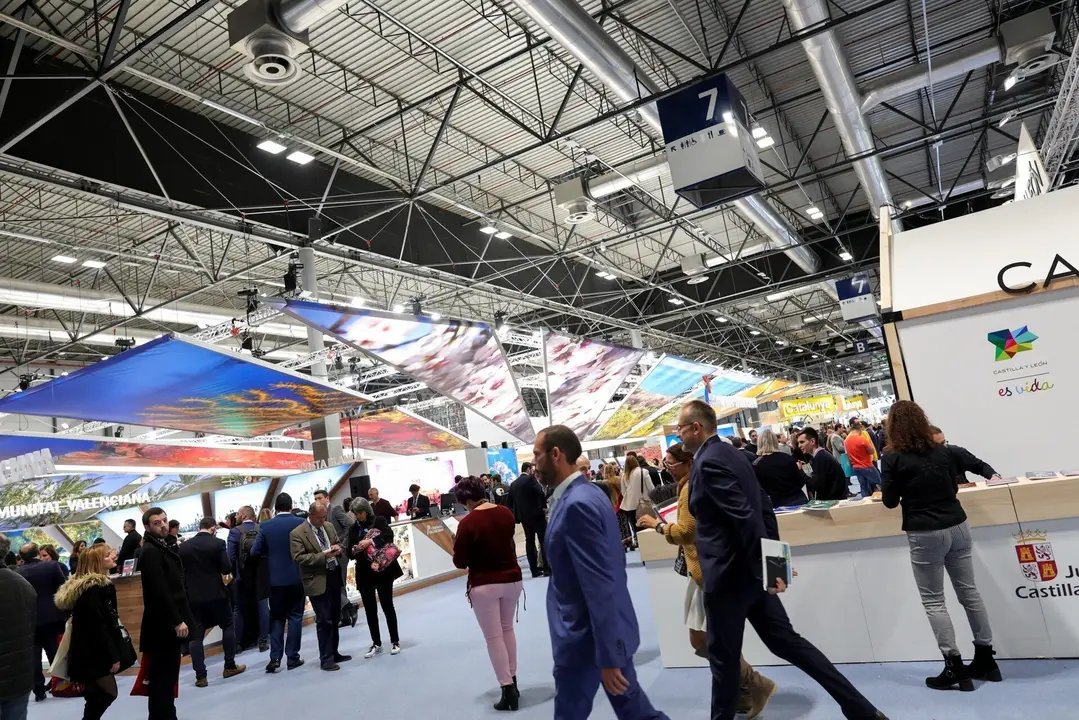 Archivo - Pabell&oacute;n de Espa&ntilde;a en Ifema con stands de cada comunidad aut&oacute;noma durante la inauguraci&oacute;n de la Feria Internacional de Turismo de Madrid, FITUR 2020 (22-26 enero) en Madrid (Espa&ntilde;a), a 22 de enero de 2020.