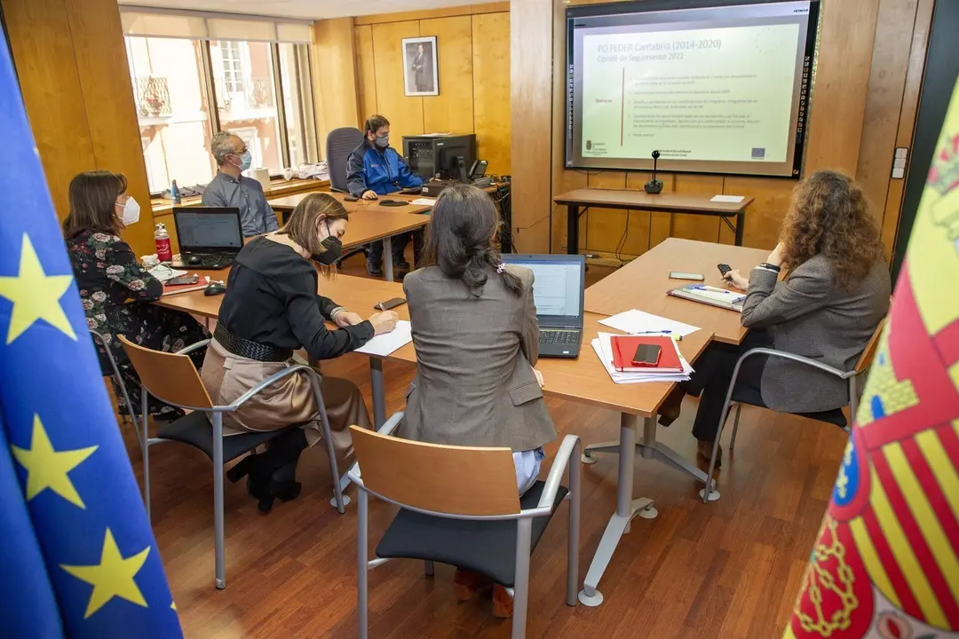 La consejera de Econom&iacute;a y Hacienda, Mar&iacute;a S&aacute;nchez, participa en el Comit&eacute; de Seguimiento de los Fondos FEDER.