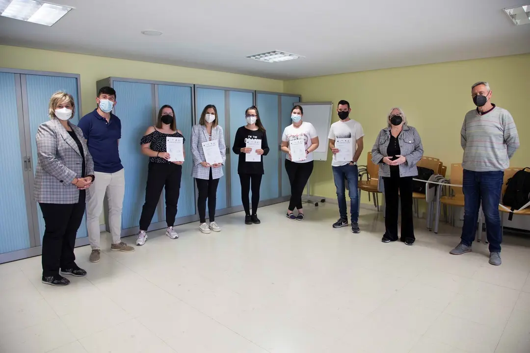 Clausura del curso de lengua de signos en Camargo