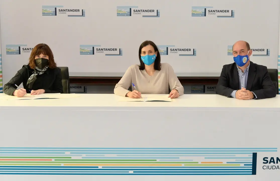 Firma del convenio con la Asociaci&oacute;n de Esclerosis M&uacute;ltiple