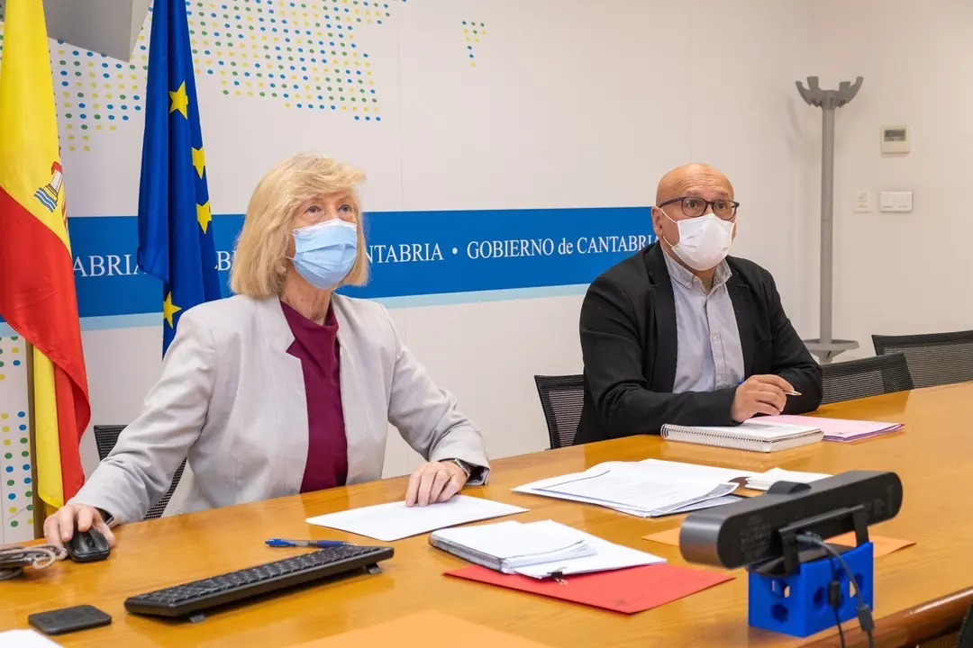 La consejera de Educaci&oacute;n y Formaci&oacute;n Profesional, Marina Lomb&oacute;, se re&uacute;ne con la Junta de Personal Docente y con los comit&eacute;s de directores de Infantil y Primaria, Secundaria y Educaci&oacute;n Concertada.