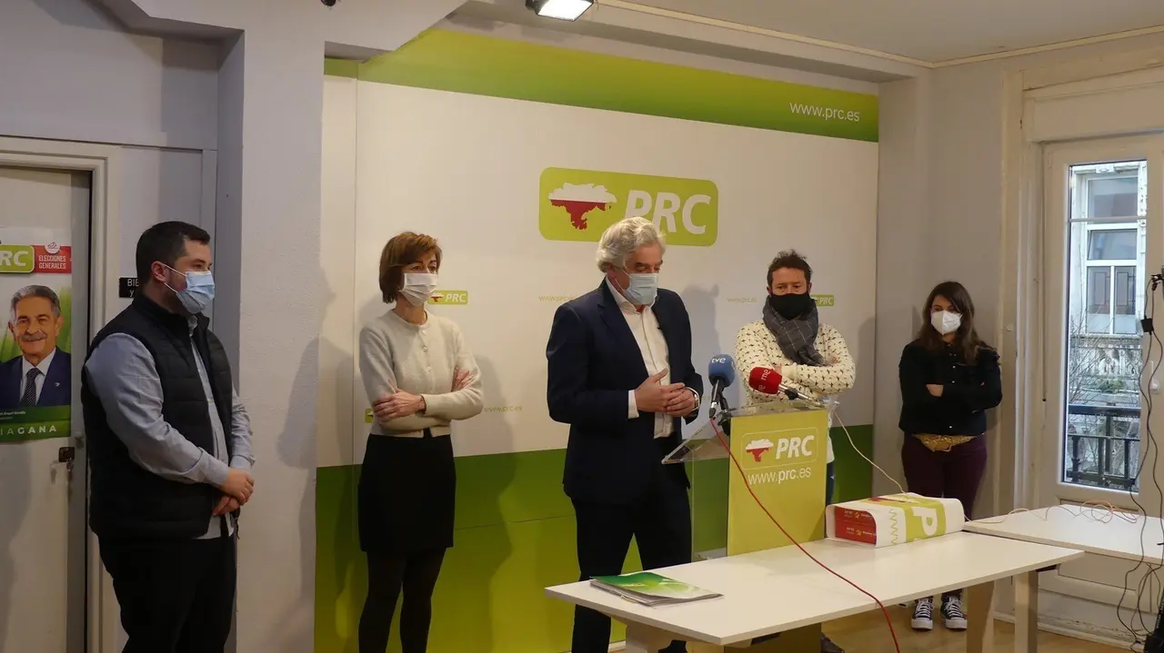 Los concejales regionalistas de Santander