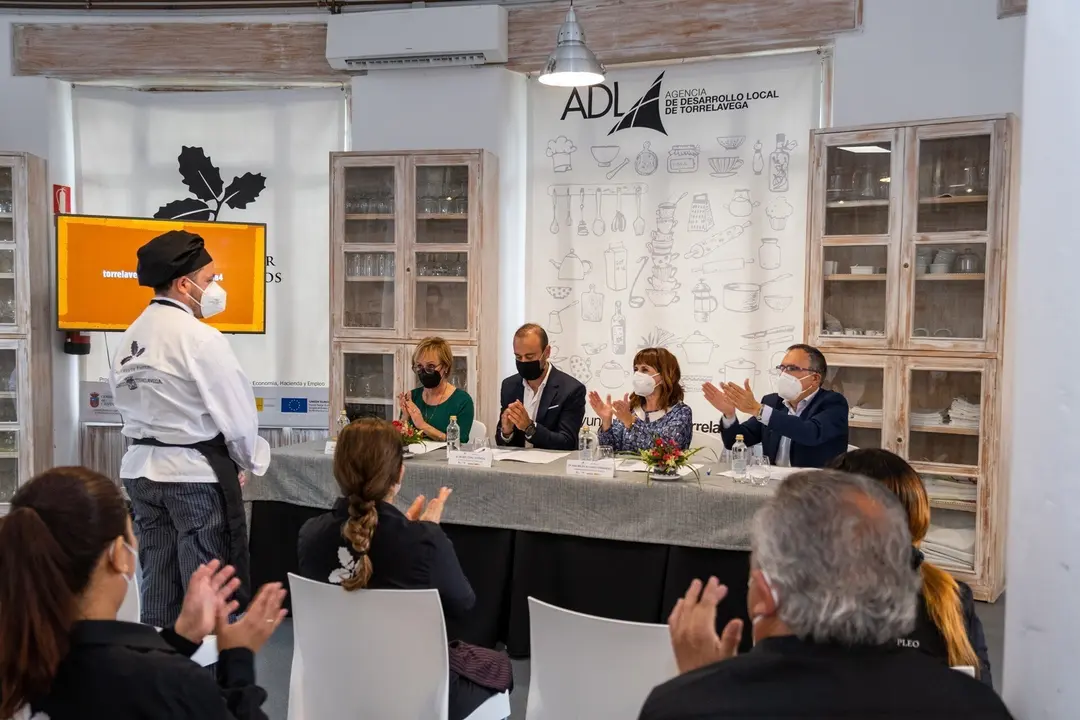 Acto de clausura del cuatro taller de empleo de cocina y restauraci&oacute;n
