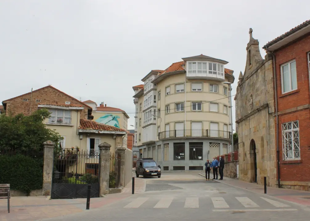 Vial que comunica la Fuentes de la Aurora con la calle San Roque