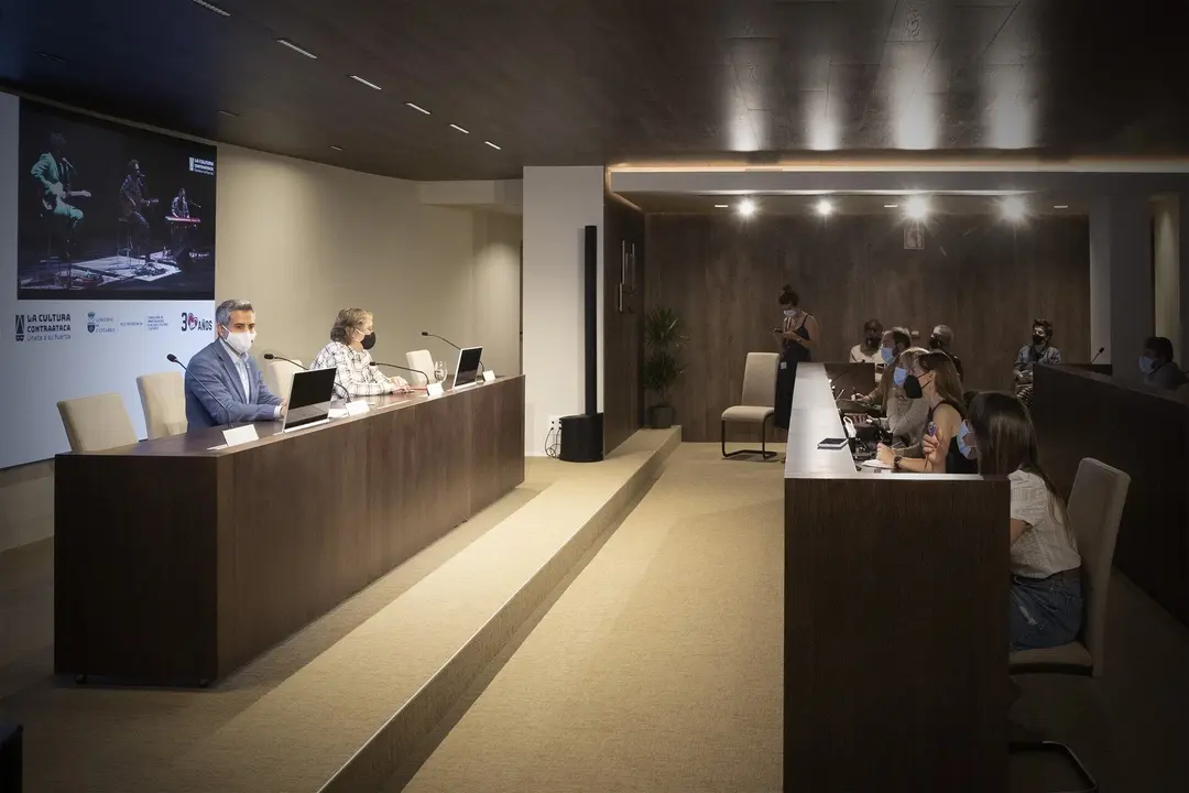 L vicepresidente y consejero de Universidades, Igualdad, Cultura y Deporte, Pablo Zuloaga, presenta el balance de La Cultura Contraataca.