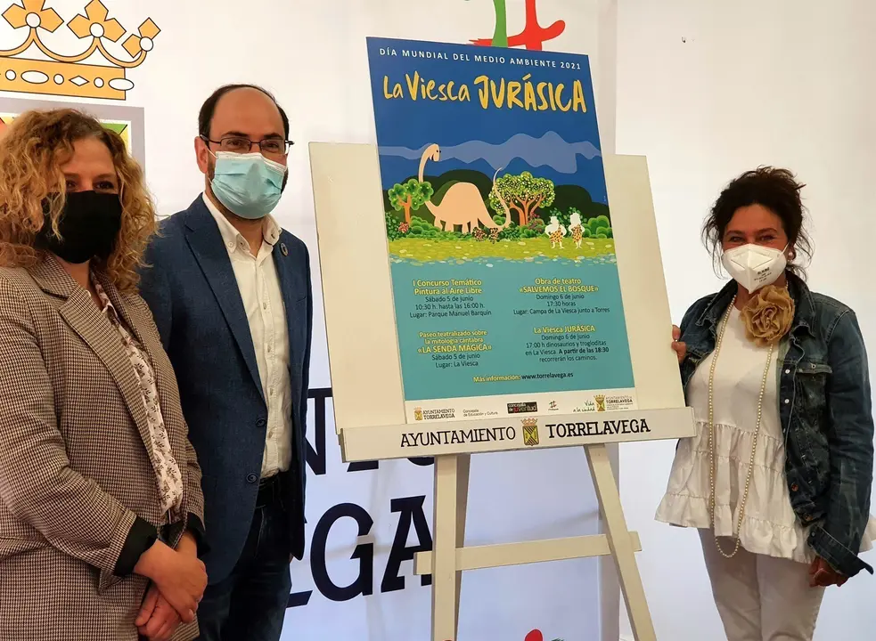 Los concejales Jos&eacute; Luis Urraca, Esther V&eacute;lez y Patricia Portilla presentan las actividades del D&iacute;a Mundial del Medio Ambiente.