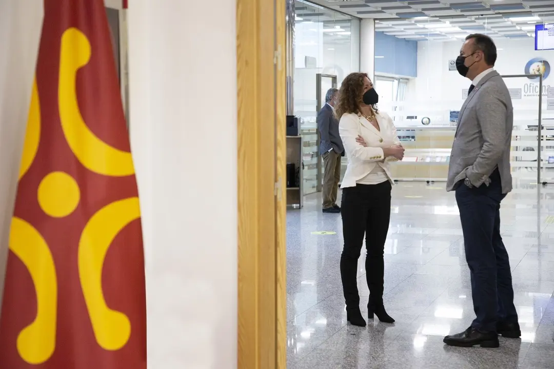 El consejero de Desarrollo Rural, Ganader&iacute;a, Pesca, Alimentaci&oacute;n y Medio Ambiente, Guillermo Blanco, presenta, en rueda de prensa, la convocatoria de ayudas para la primera instalaci&oacute;n de agricultores j&oacute;venes y para inversiones en explotaciones.