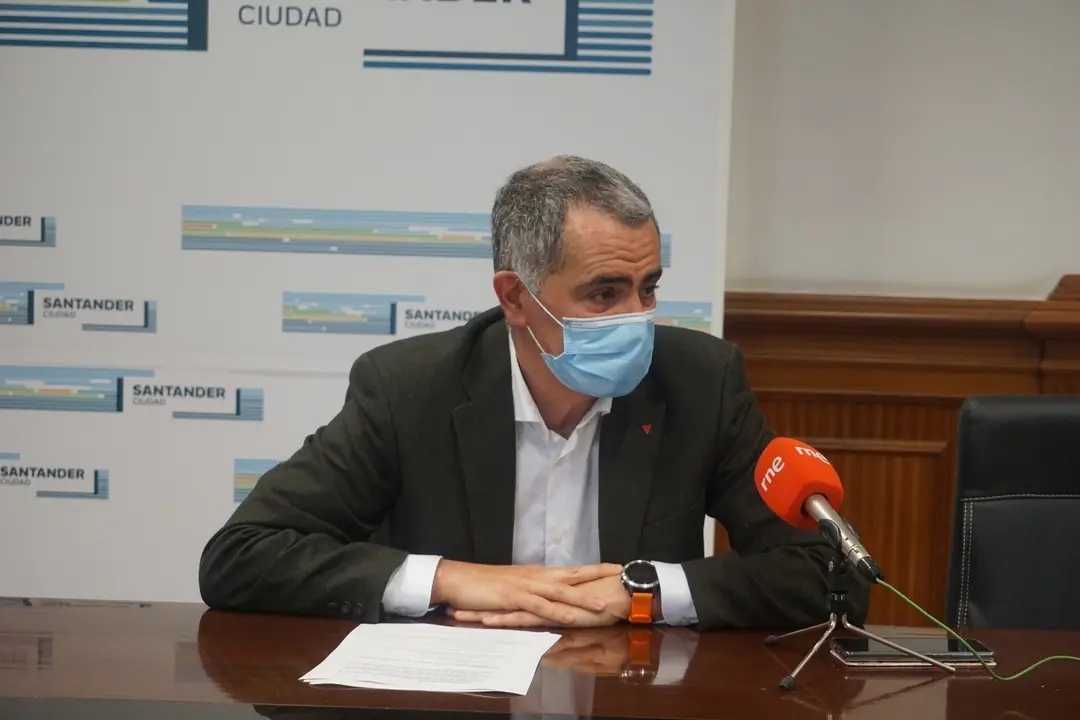 El portavoz de UxS, Miguel Saro