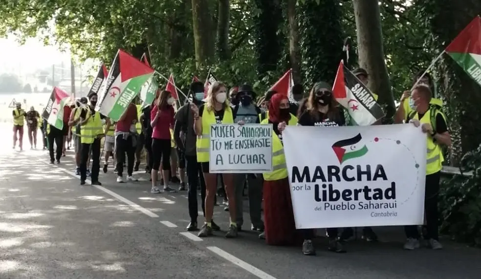 1EAB1C74-547B-4FF9-8F0F-8F325D00597A