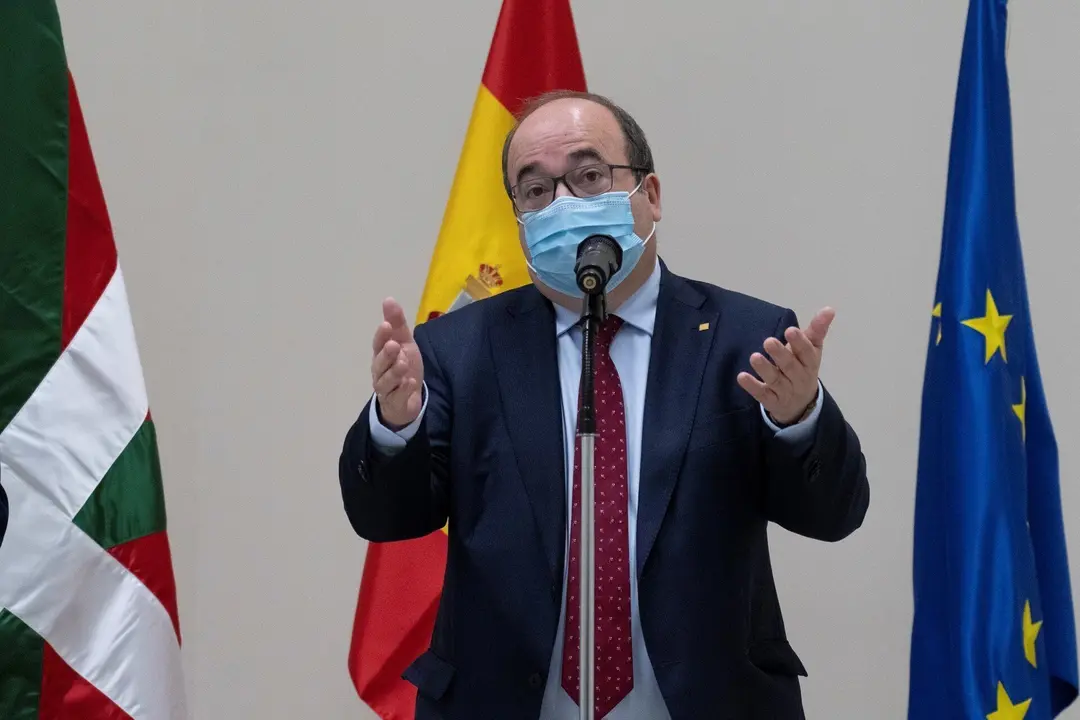 El ministro de Pol&iacute;tica Territorial y Funci&oacute;n P&uacute;blica, Miquel Iceta, durante el acto de inauguraci&oacute;n oficial del Edificio de la Antigua Aduana de Bilbao, a 3 de junio de 2021, en Bilbao, Euskadi (Espa&ntilde;a). Actualmente este edificio de la calle Barroeta Ald