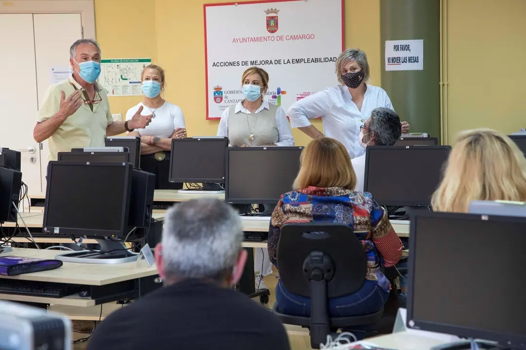 Acto de entrega de diplomas a los participantes del programa AME
