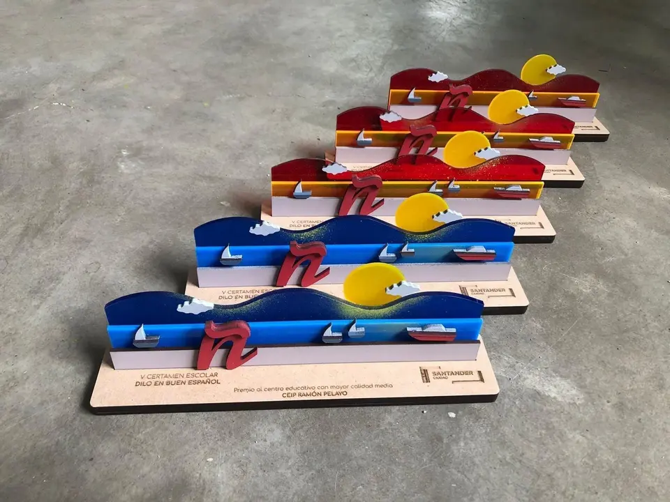 Trofeos del certamen 'Dilo en buen espa&ntilde;ol'