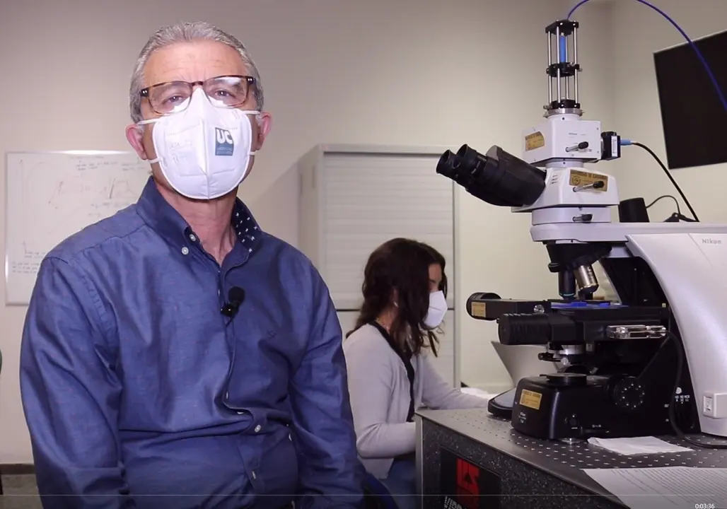 El catedr&aacute;tico de &Oacute;ptica de la UC y responsable del grupo de investigaci&oacute;n, Fernando Moreno