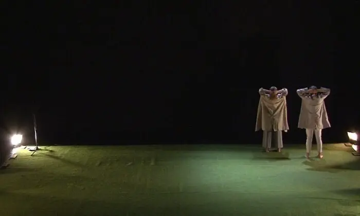 Babirusa Danza 'Recuerda que no pueden cancelar la primavera'