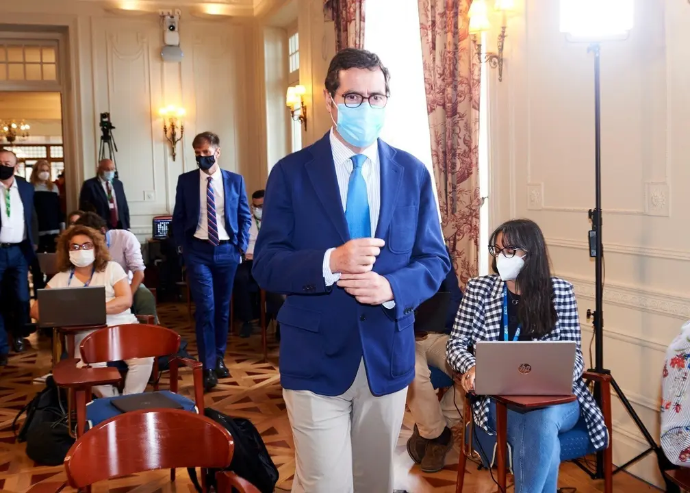 El presidente de la CEOE, Antonio Garamendi, en la UIMP