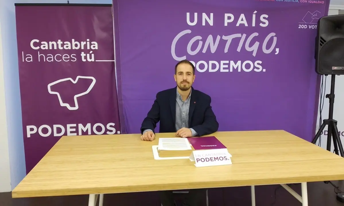 Archivo - Luis del Pi&ntilde;al, l&iacute;der de Podemos Cantabria