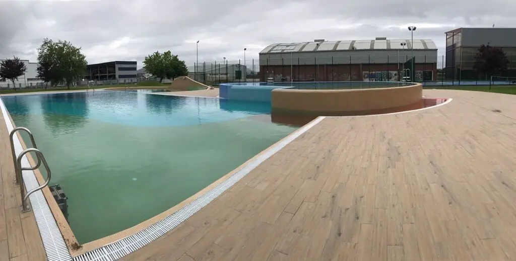 Piscinas municipales de Colindres