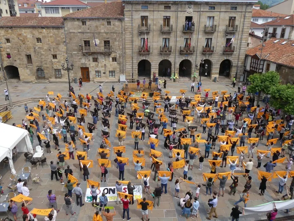 Concentraci&oacute;n contra los parques e&oacute;licos.