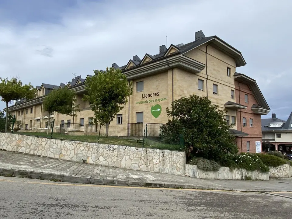 CF9A44BE-BEA1-41AB-A426-F4AD6E19C3FA