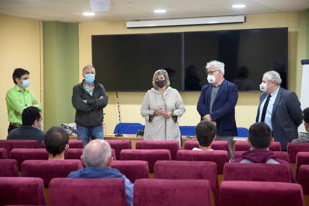 Inauguraci&oacute;n cursos de la UC en Camargo