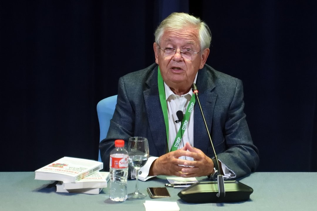 El periodista Fernando Jáuregui en la UIMP