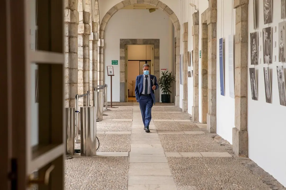 El Presidente De Cantabria, Miguel &Aacute;ngel Revilla, En El Parlamento De Cantabria