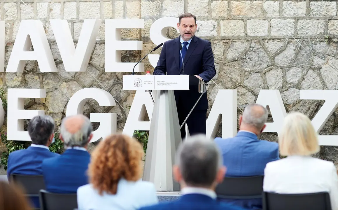 El ministro de Transportes, Movilidad y Agenda Urbana, Jos&eacute; Luis &Aacute;balos