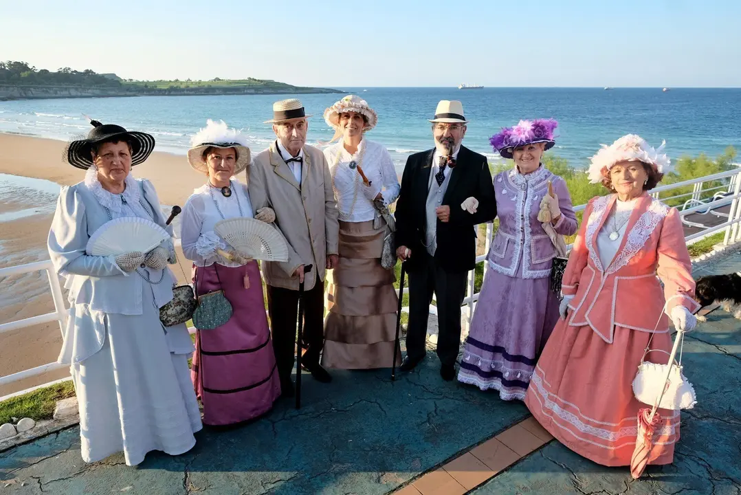 Archivo - Ba&ntilde;os de Ola 2019