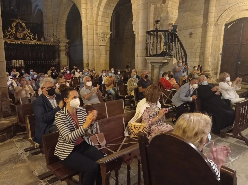 Concierto en Santillana del Mar en memoria de las v&iacute;ctimas del Covid