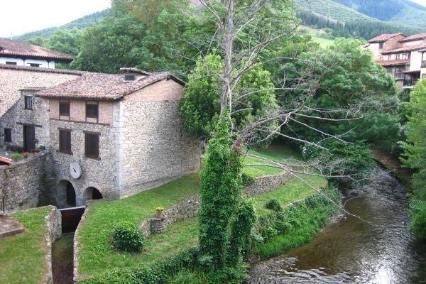Archivo - Los alojamientos rurales de Cantabria lideran la ocupación en agosto.